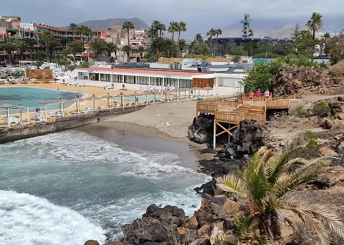 Primavera, Pool & Wifi & 24h Security 公寓 *